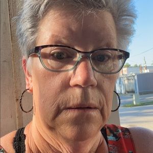 Meet your Posher, Robyn